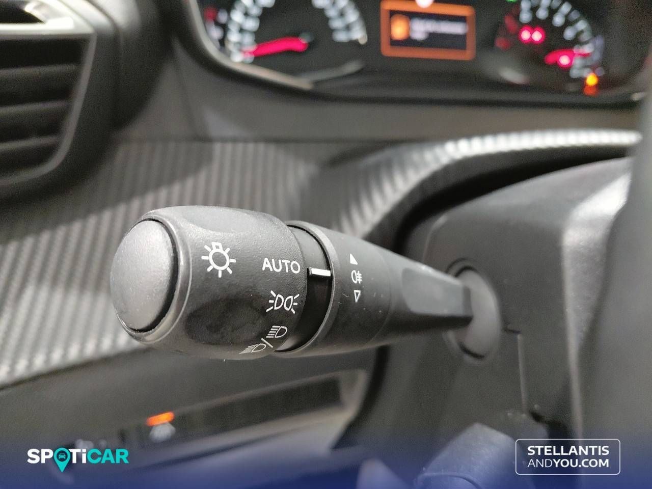 Peugeot 2008   BlueHDI 81kW (110CV) Active Pack - Foto 22
