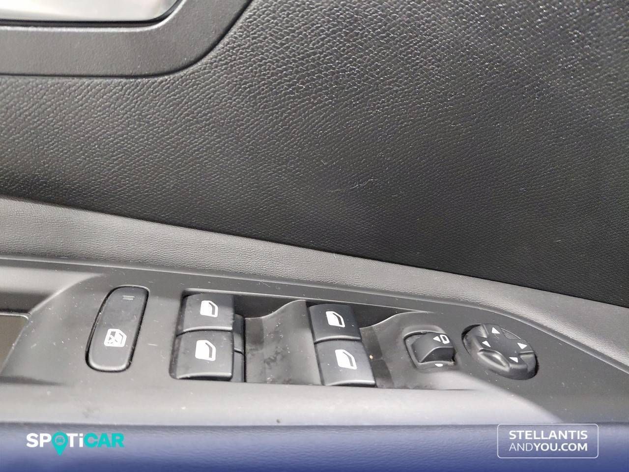 Peugeot 3008  1.2 PureTech 96KW (130CV) S&S Allure - Foto 14