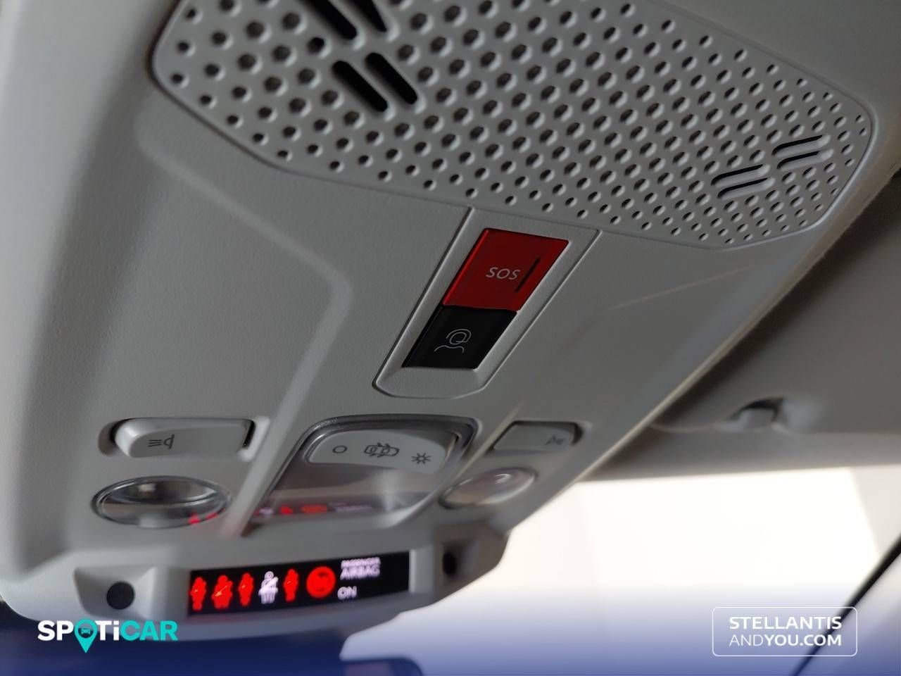 Citroën C4  Hybrid 145 ë-DCS6 Plus - Foto 14