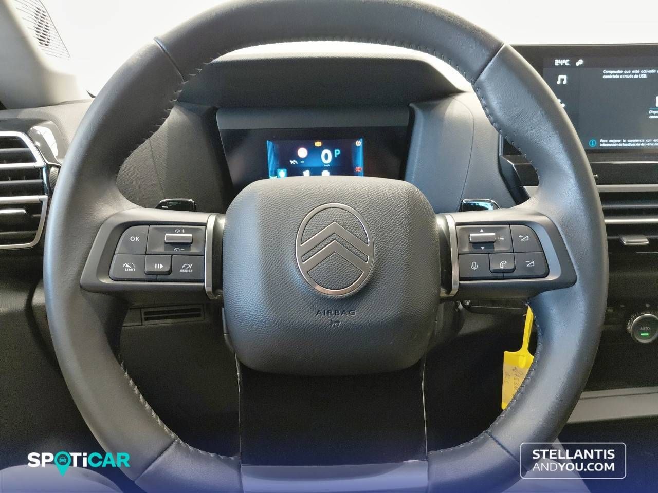 Citroën C4  Hybrid 145 ë-DCS6 Plus - Foto 17