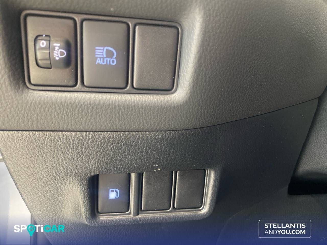 Toyota C-HR  2.0 180H Advance - Foto 14