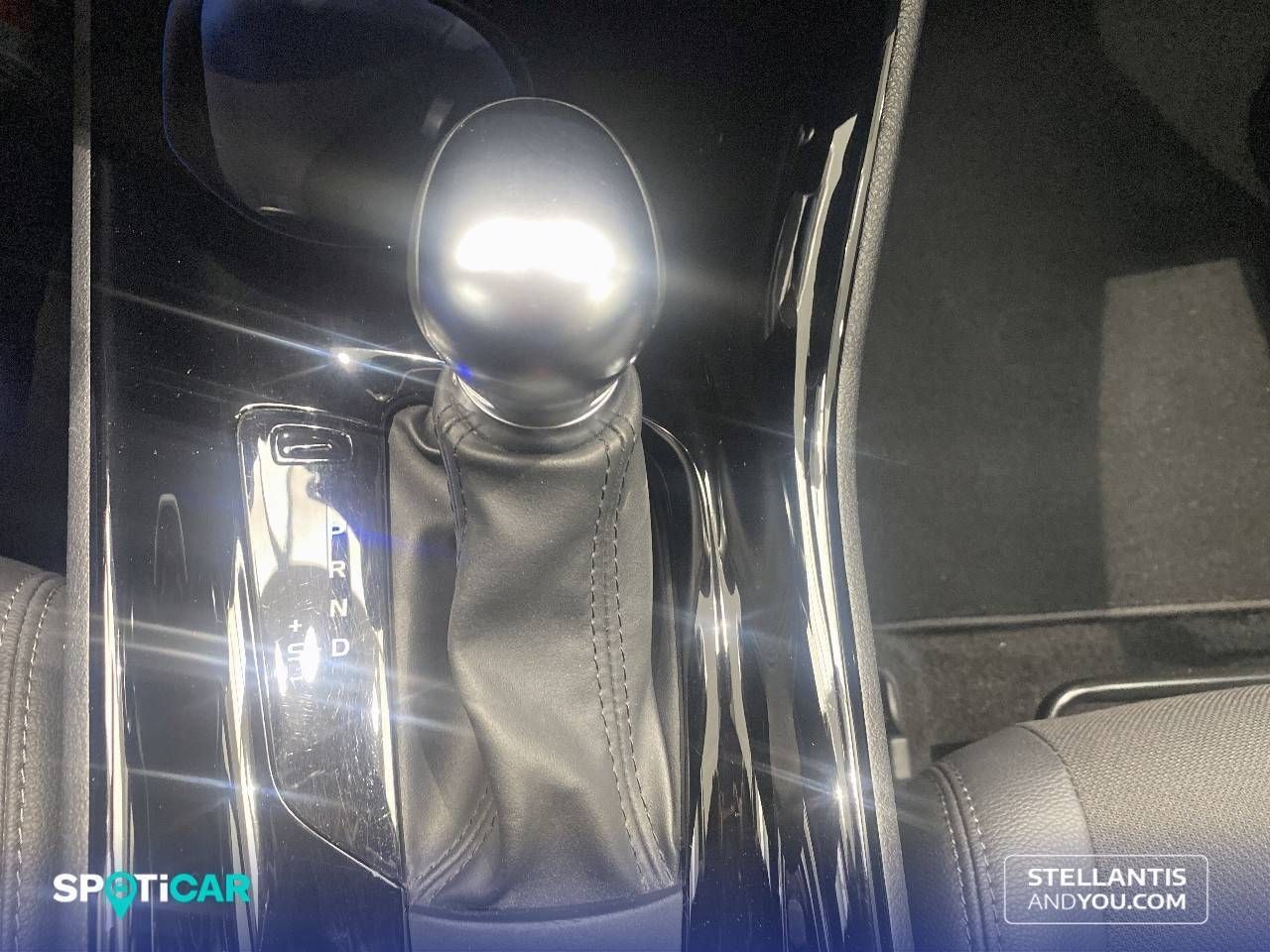 Toyota C-HR  2.0 180H Advance - Foto 15