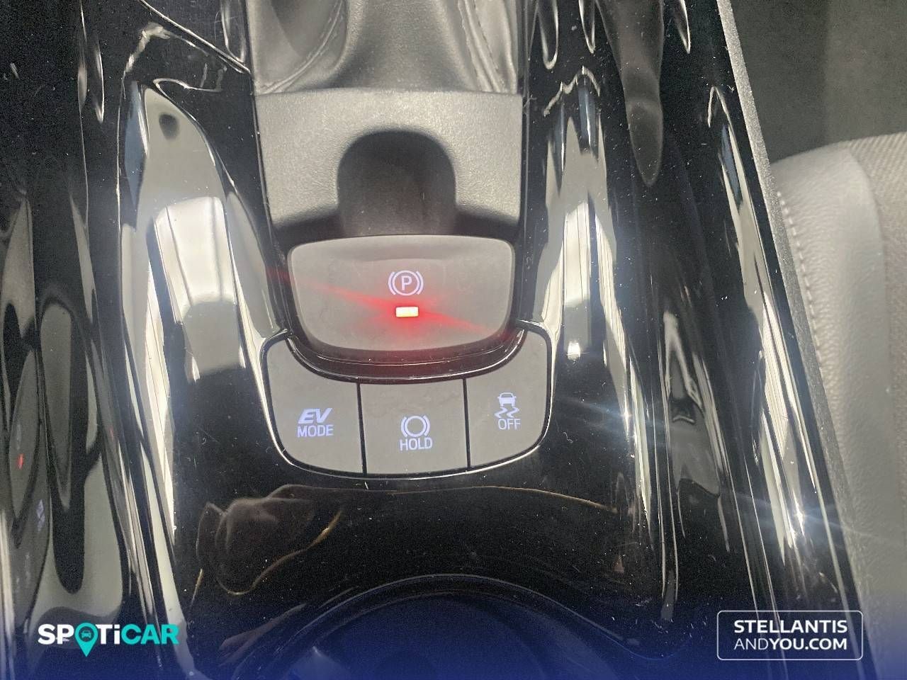 Toyota C-HR  2.0 180H Advance - Foto 16