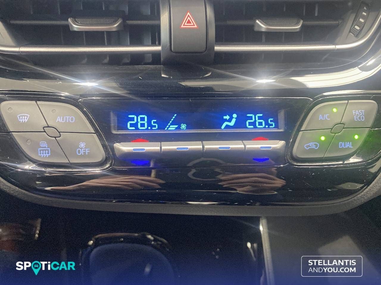 Toyota C-HR  2.0 180H Advance - Foto 17