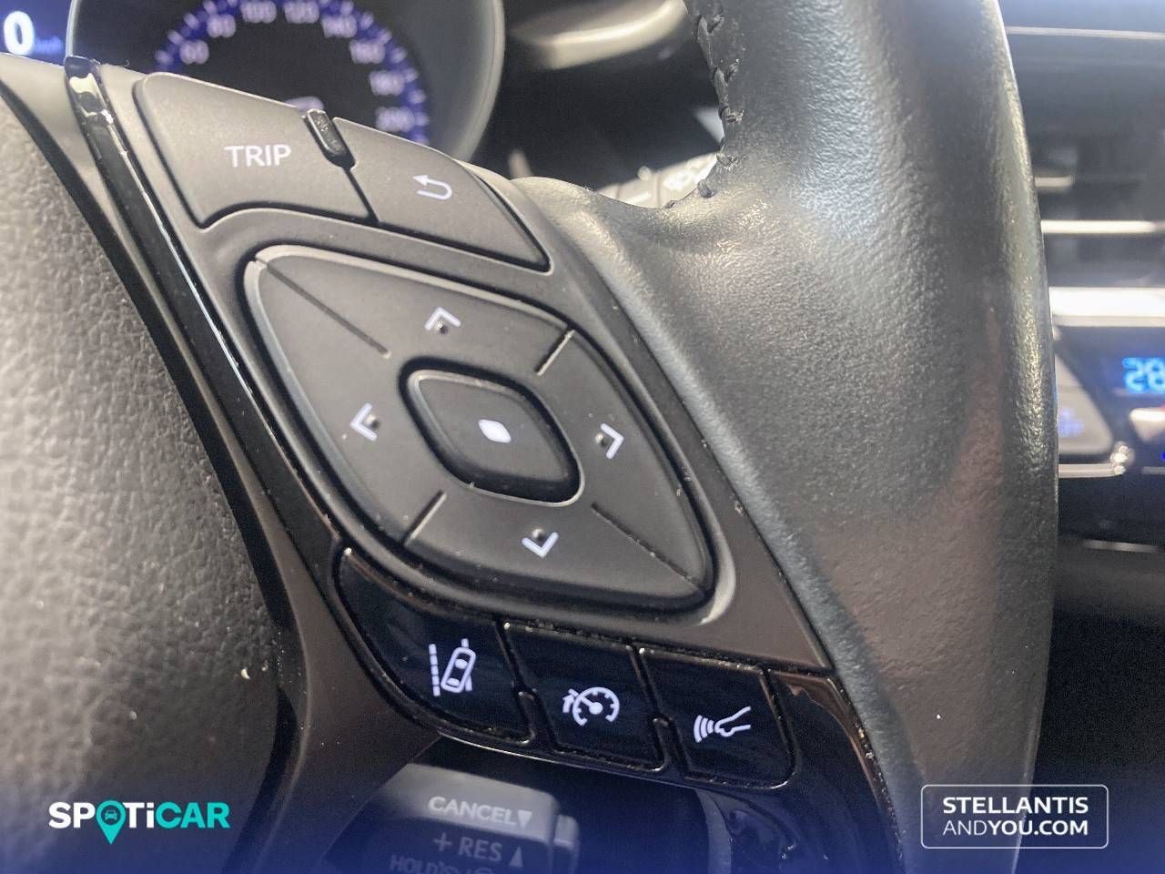 Toyota C-HR  2.0 180H Advance - Foto 23