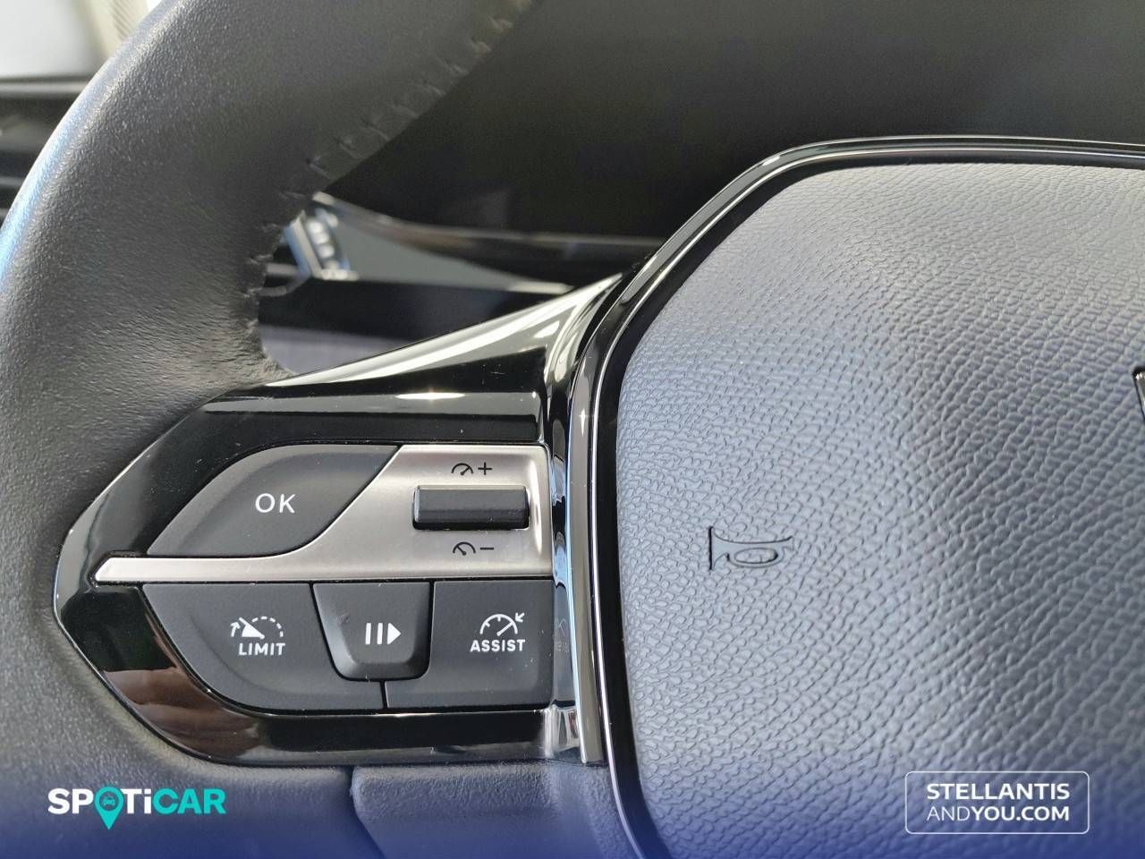 Peugeot 308  5P  PureTech 130 S&S MAN Allure - Foto 16
