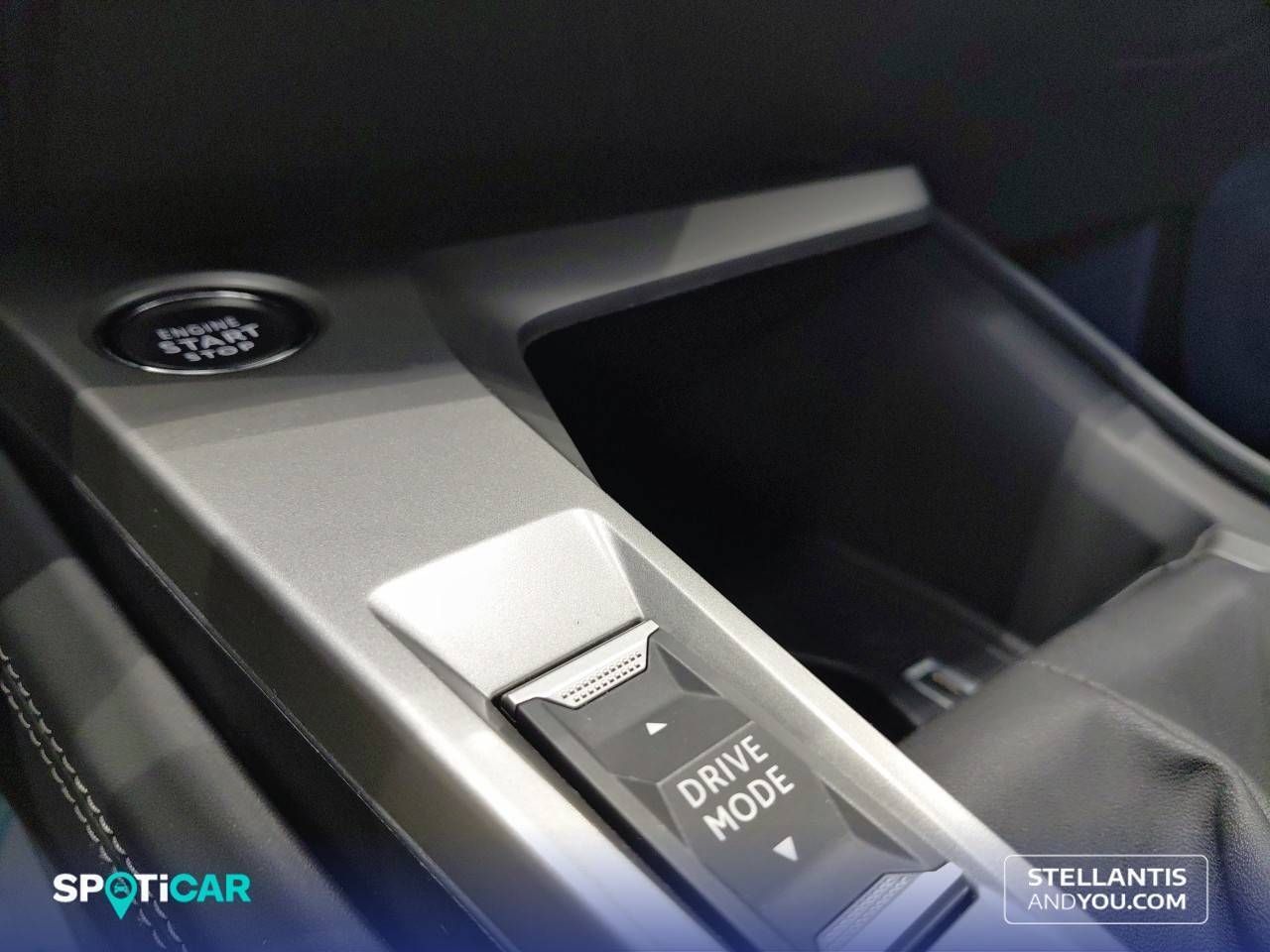 Peugeot 308  5P  PureTech 130 S&S MAN Allure - Foto 24