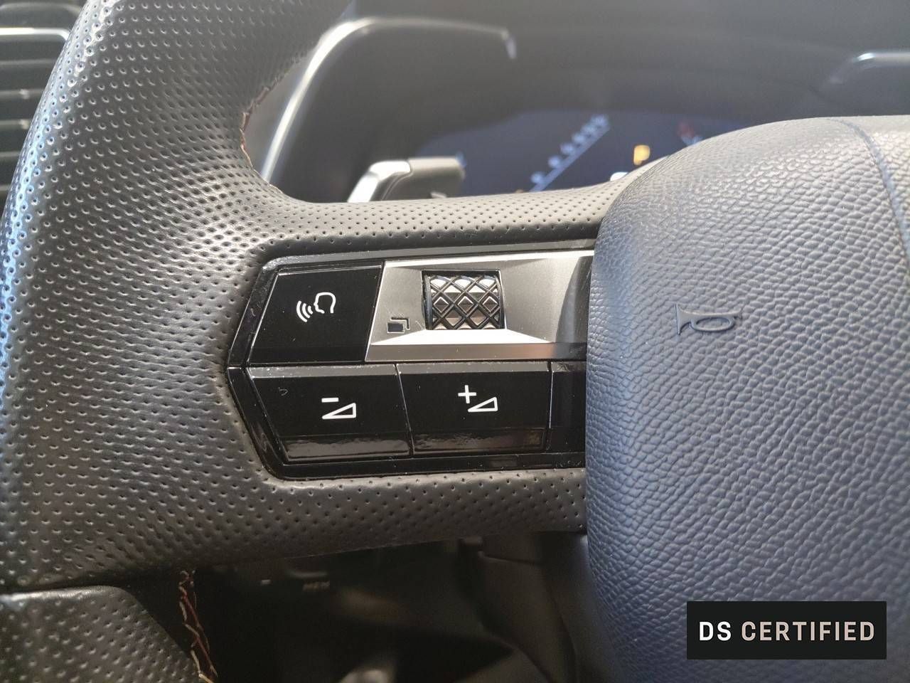 DS DS 7  BlueHDi DE 96kW (130CV) AT. PERF.LINE Performance Line - Foto 17