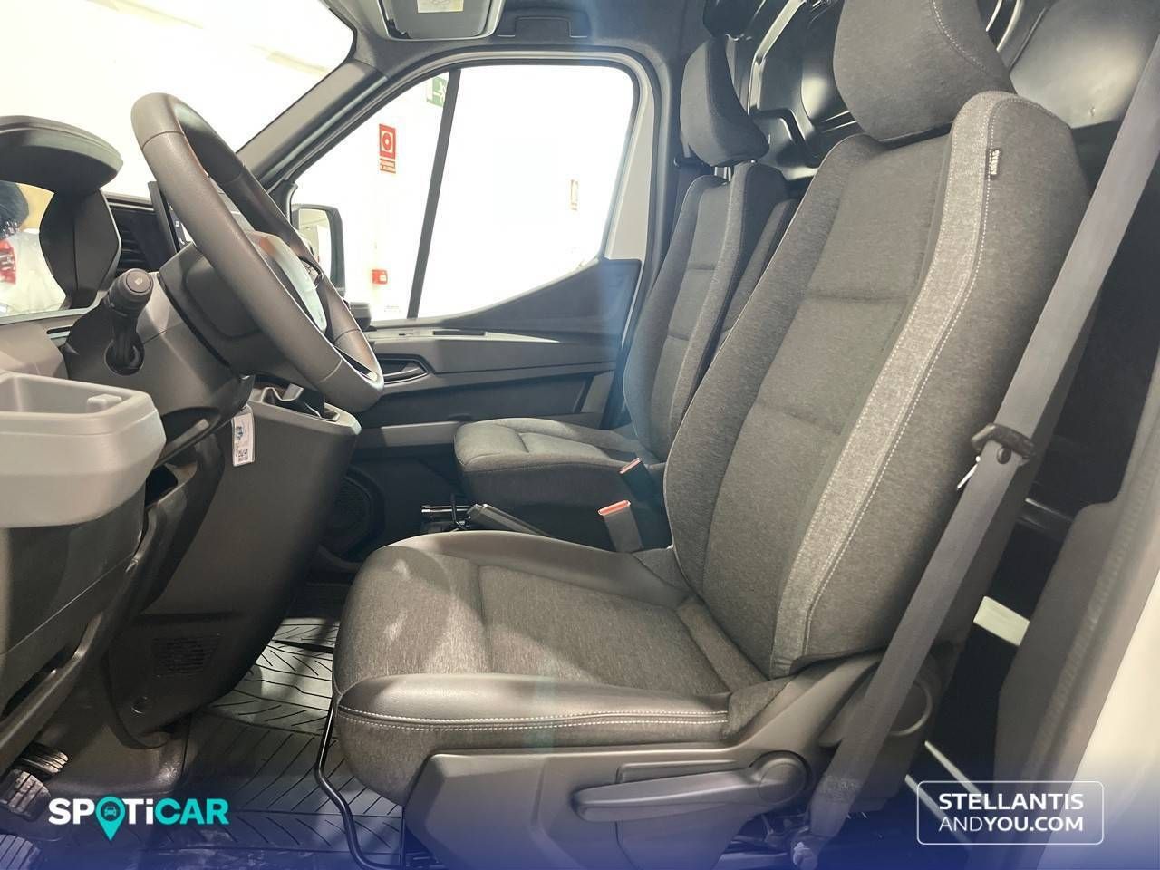 Renault Master  Furgón T L3H2 3500 Bl dCi 96kW (130CV) - - Foto 10