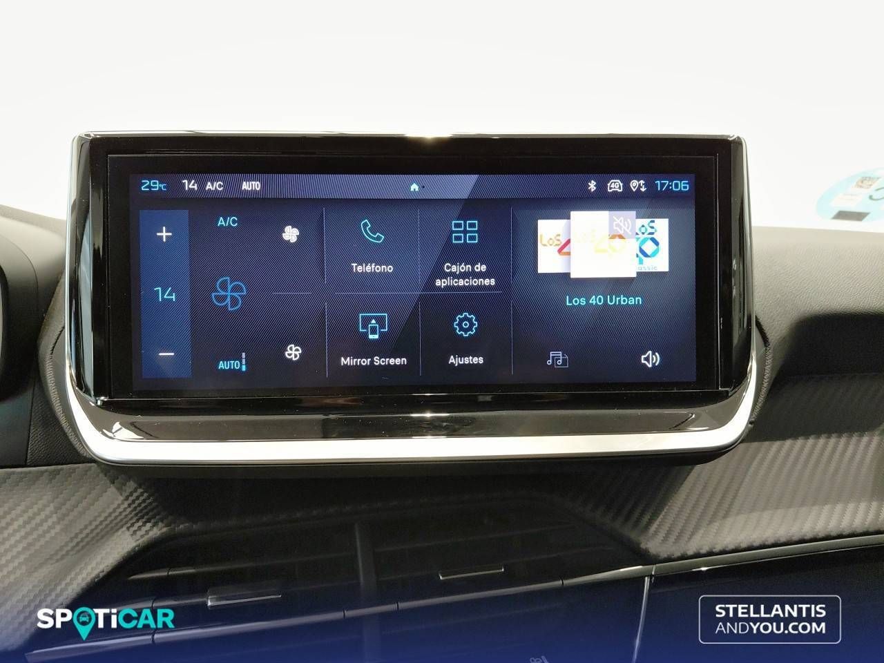Peugeot 208   Puretech 100 Allure - Foto 19