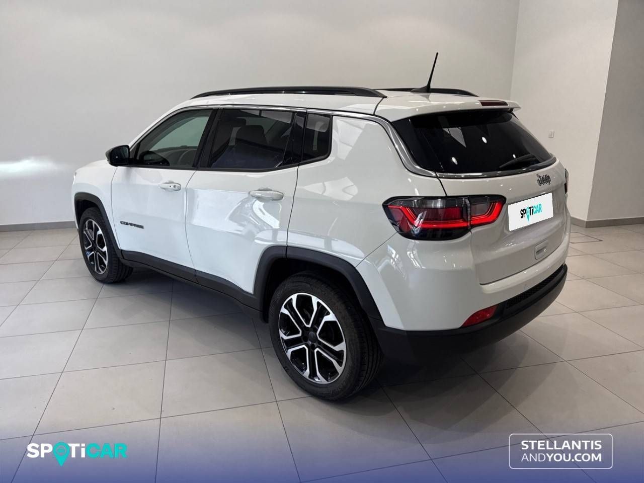 Jeep Compass  1.6 Mjet 96kW (130cv)  FWD Limited - Foto 8