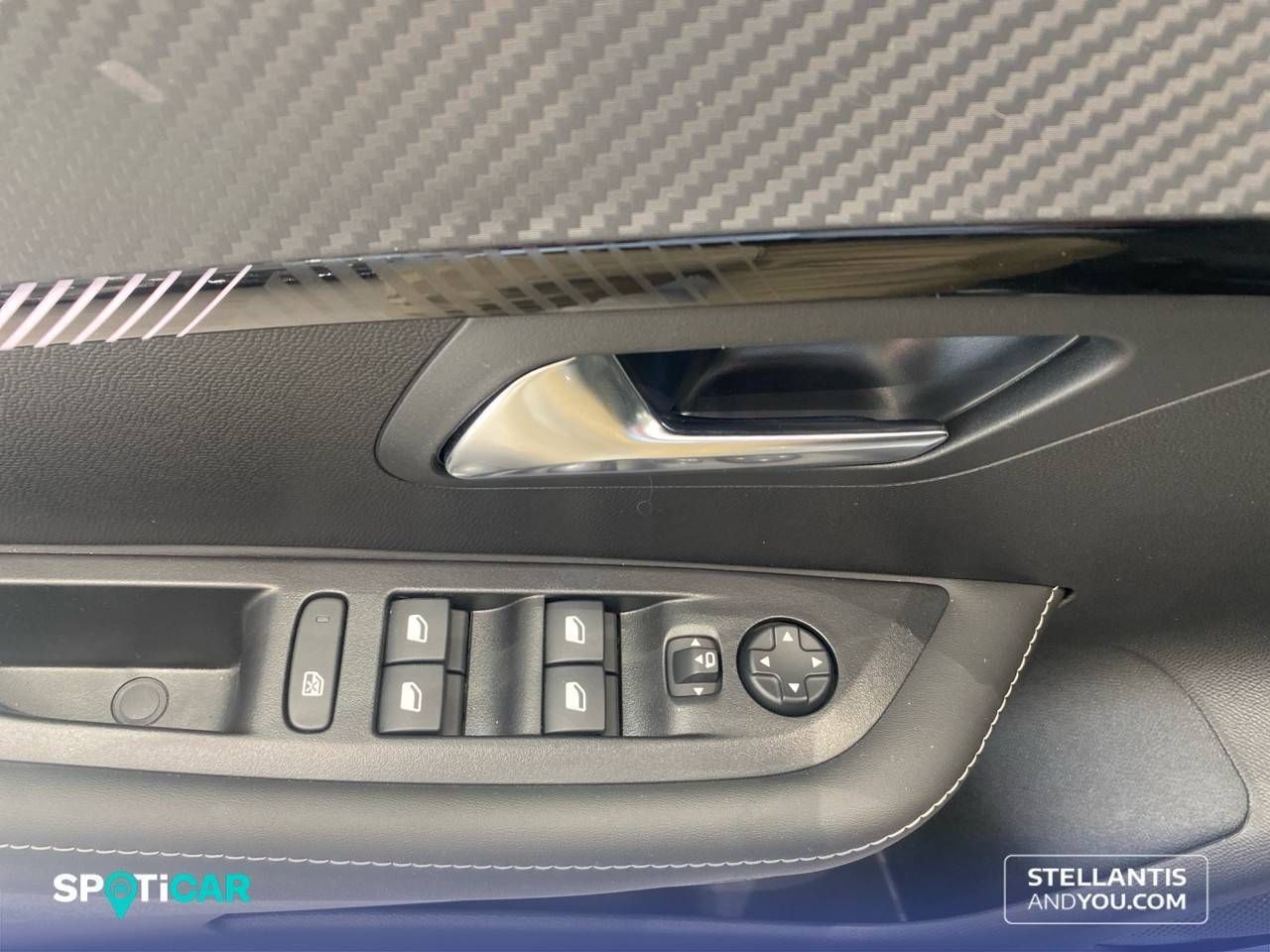 Peugeot 208   Turbo 100 S&S 6 Vel. MAN Allure - Foto 13
