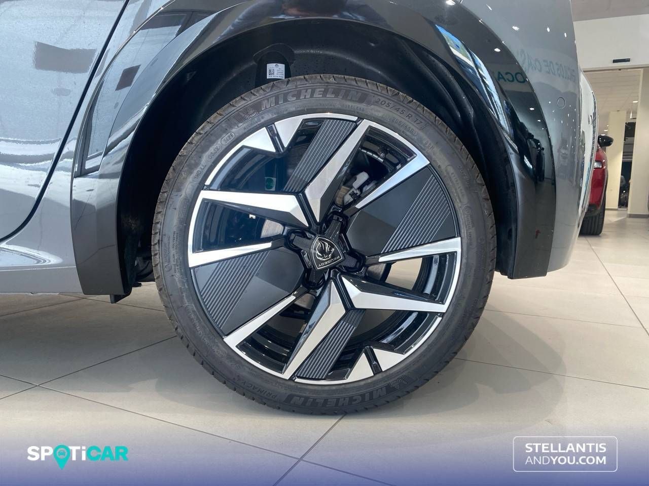 Peugeot 208   Turbo 100 S&S 6 Vel. MAN Allure - Foto 12