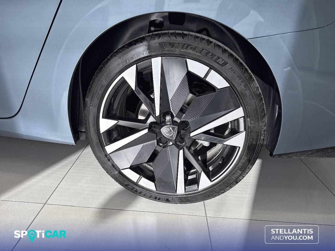 Peugeot 308  SW  Hybrid 145 e-DCS6 GT - Foto 12