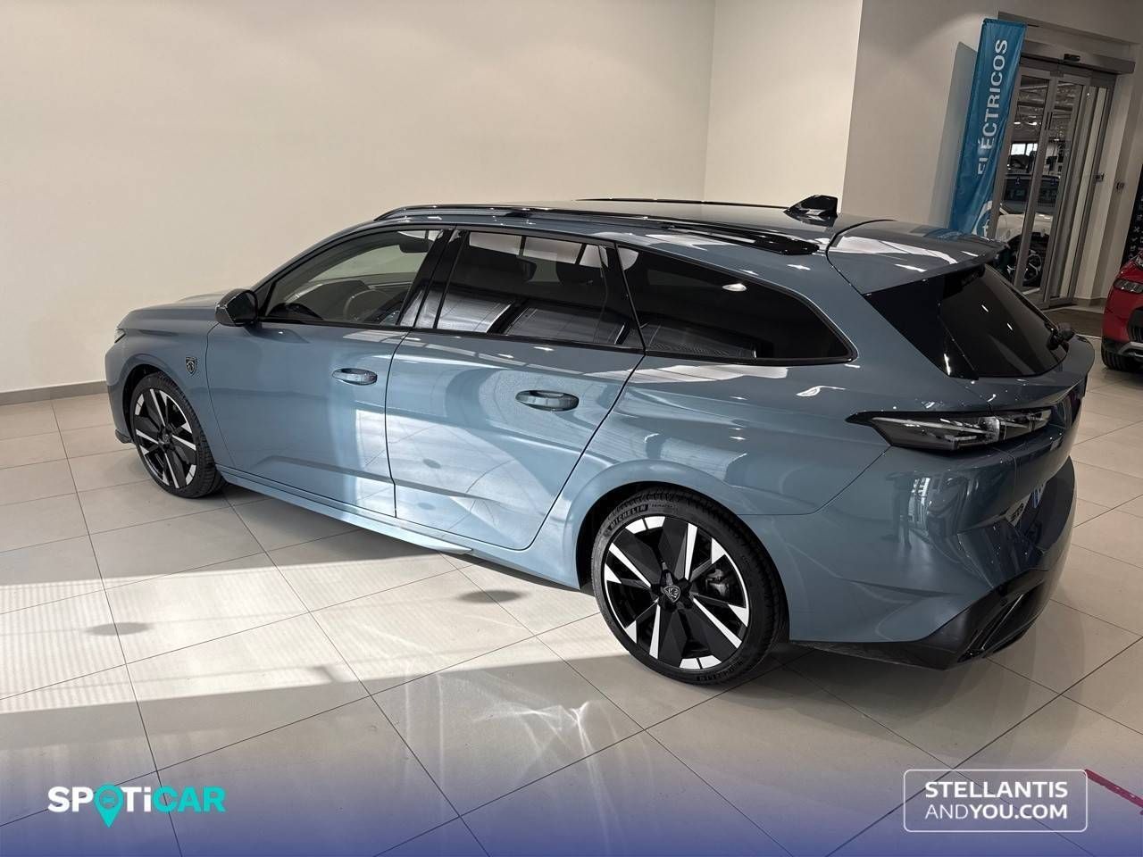 Peugeot 308  SW  Hybrid 145 e-DCS6 GT - Foto 9