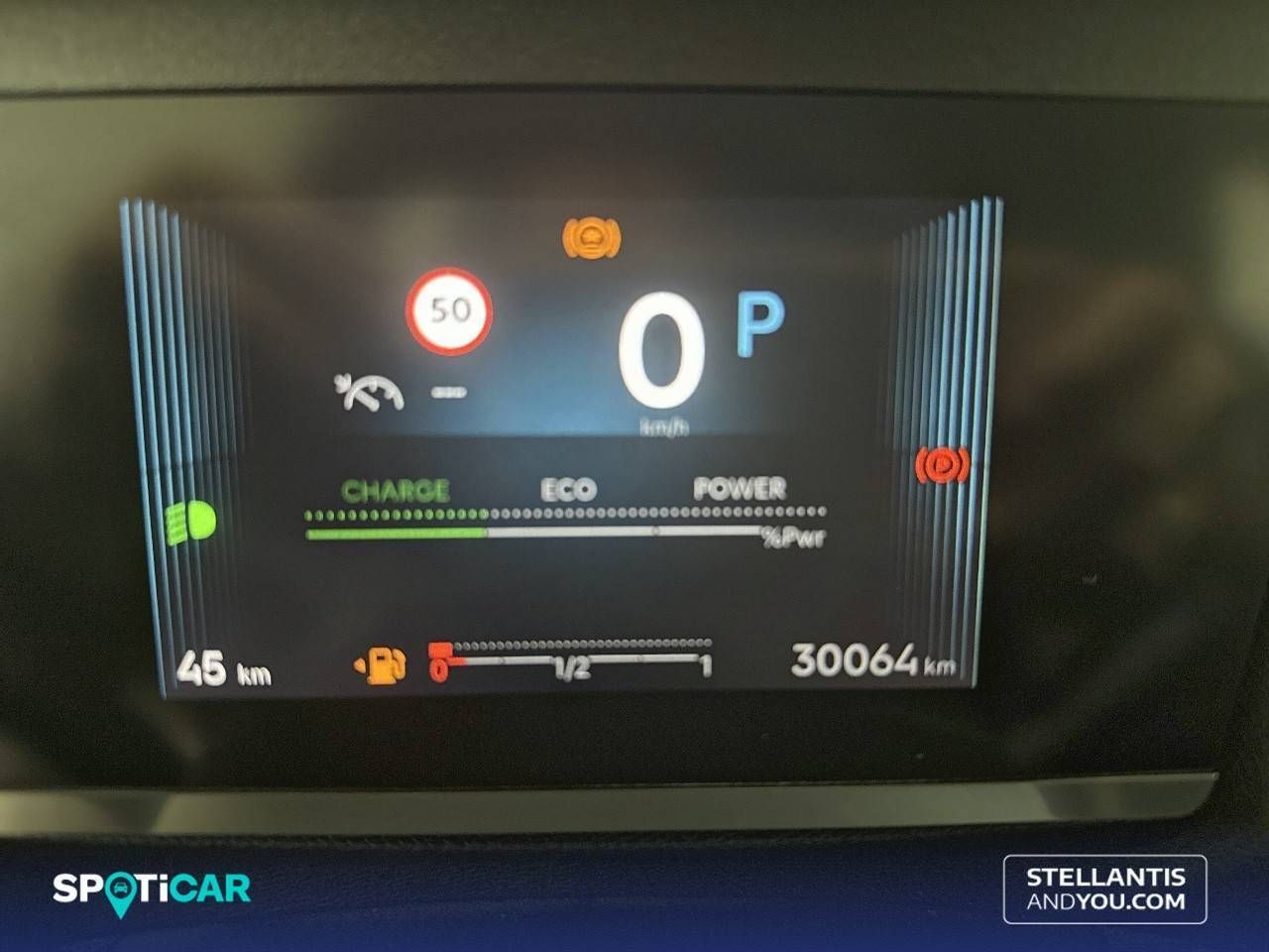 Citroën C4  Hybrid 136 e-DCS6 Plus - Foto 20