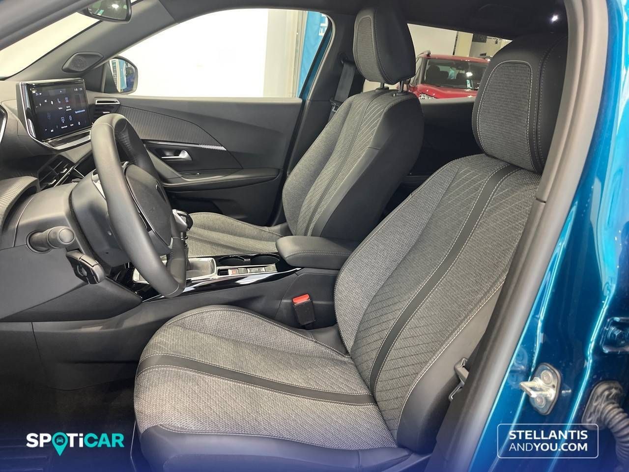 Peugeot 2008   Gasolina 100 S&S 6 Vel. MAN Allure - Foto 10