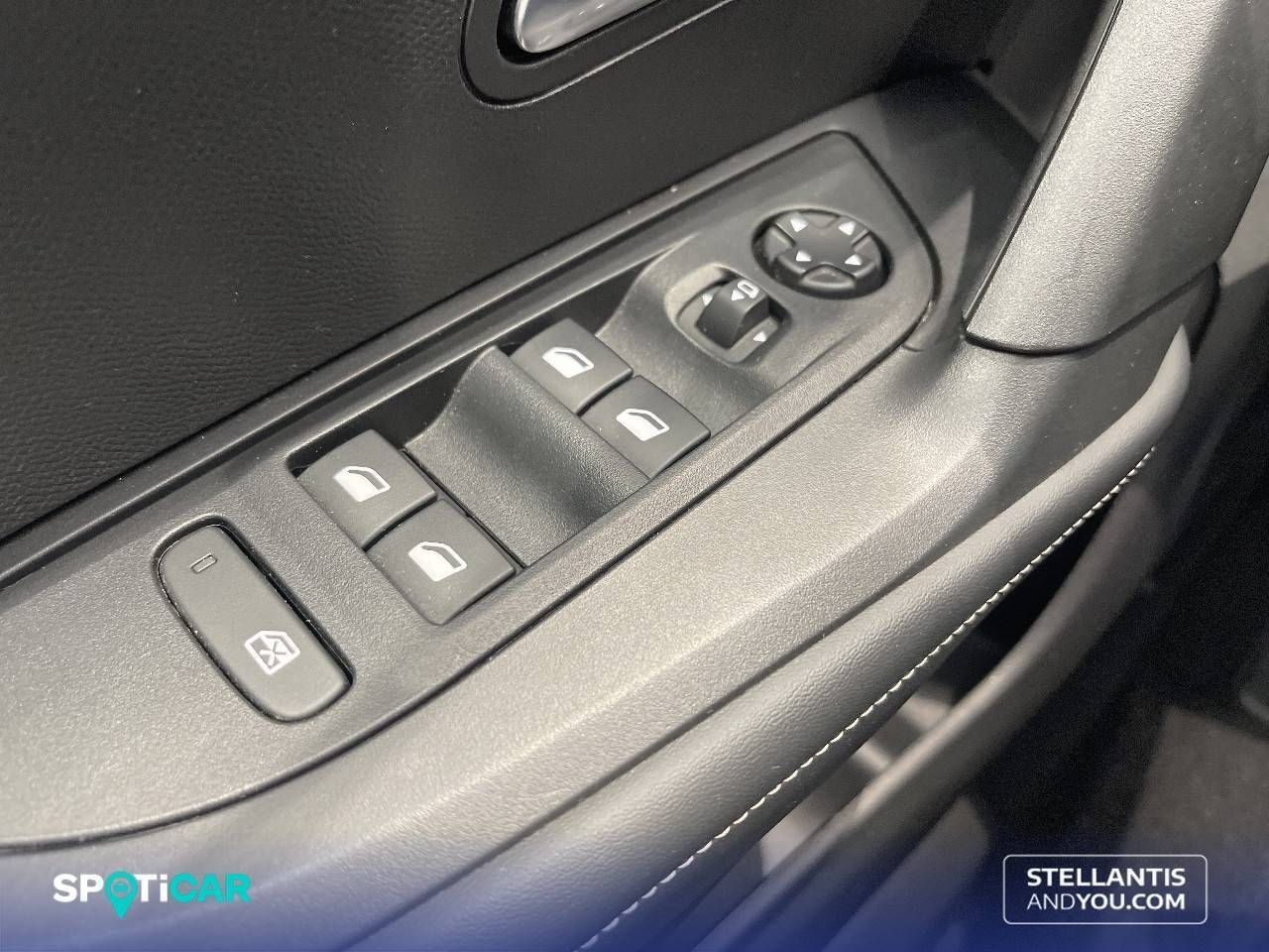 Peugeot 2008   Gasolina 100 S&S 6 Vel. MAN Allure - Foto 13