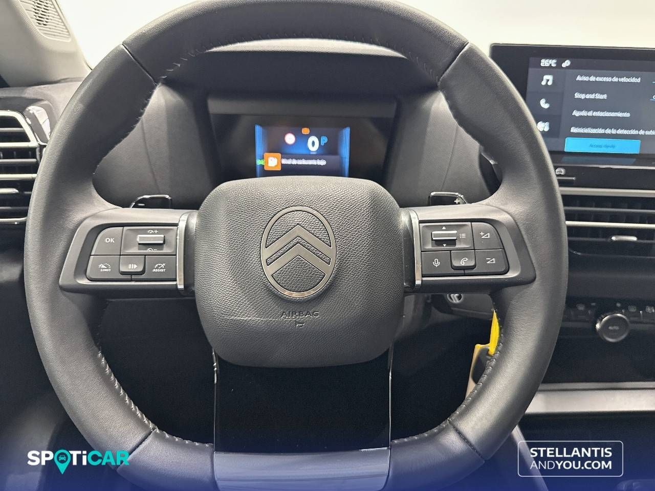 Citroën C4  Hybrid 136 e-DCS6 Plus - Foto 18