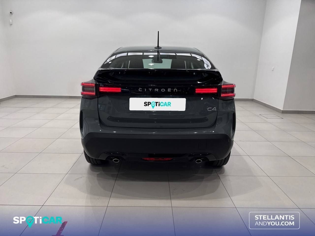 Citroën C4  Hybrid 136 e-DCS6 Plus - Foto 6