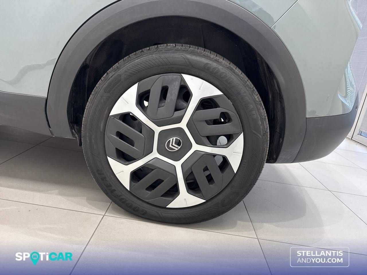 Citroën C4  Hybrid 136 e-DCS6 Plus - Foto 12