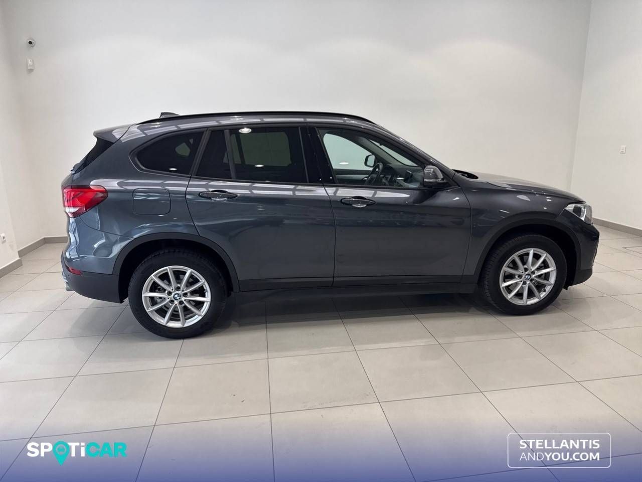 BMW X1  sDrive18dA Corporate - Foto 5