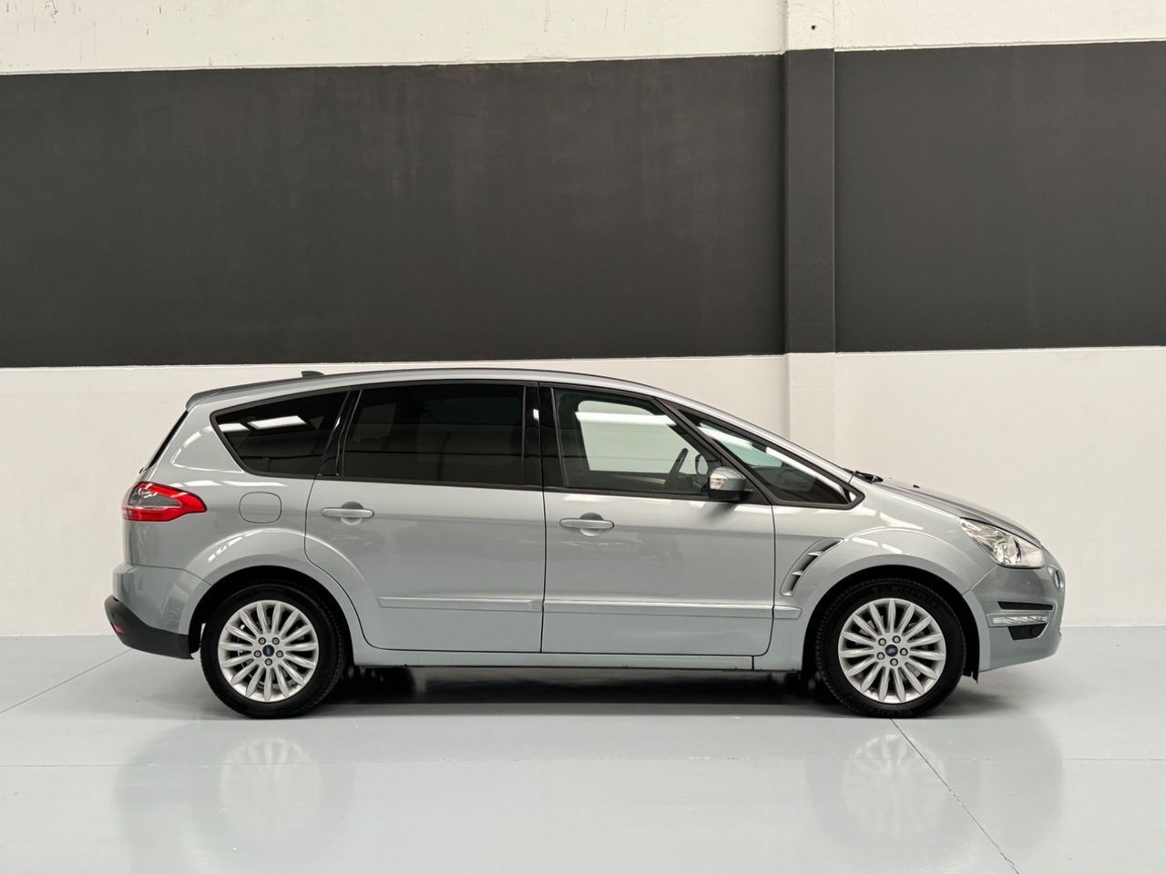 Ford S Max 2.0 TDCi 140cv Trend - foto 5