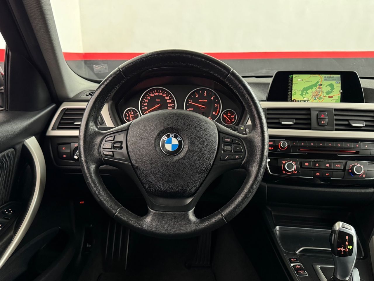 BMW Serie 3 318d Touring - foto 15