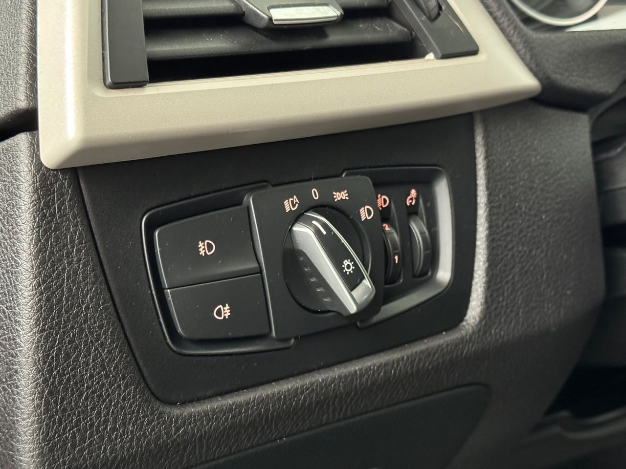 BMW Serie 3 318d Touring - foto 19