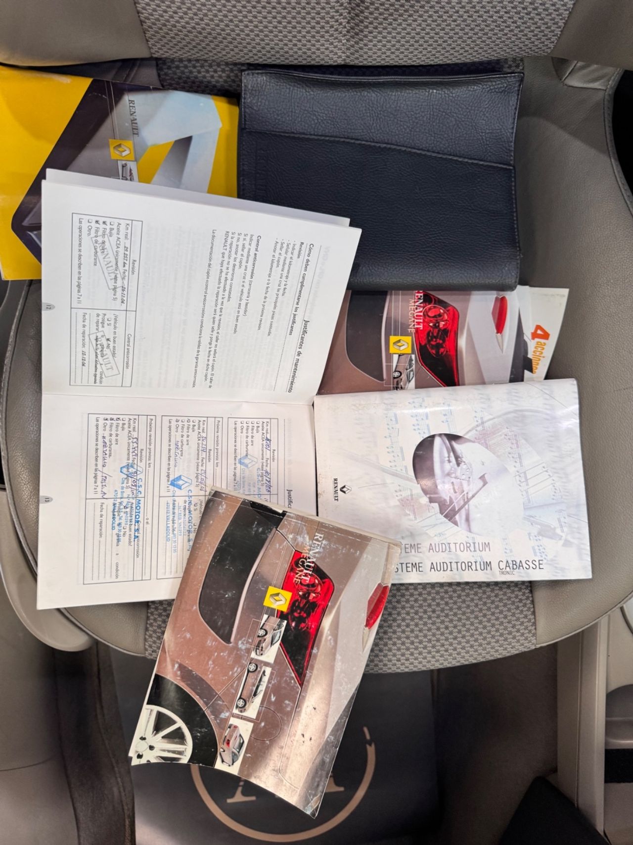 Renault Megane COUPECABR. LUXE DYNAMIQUE 1.9DCI - foto 7