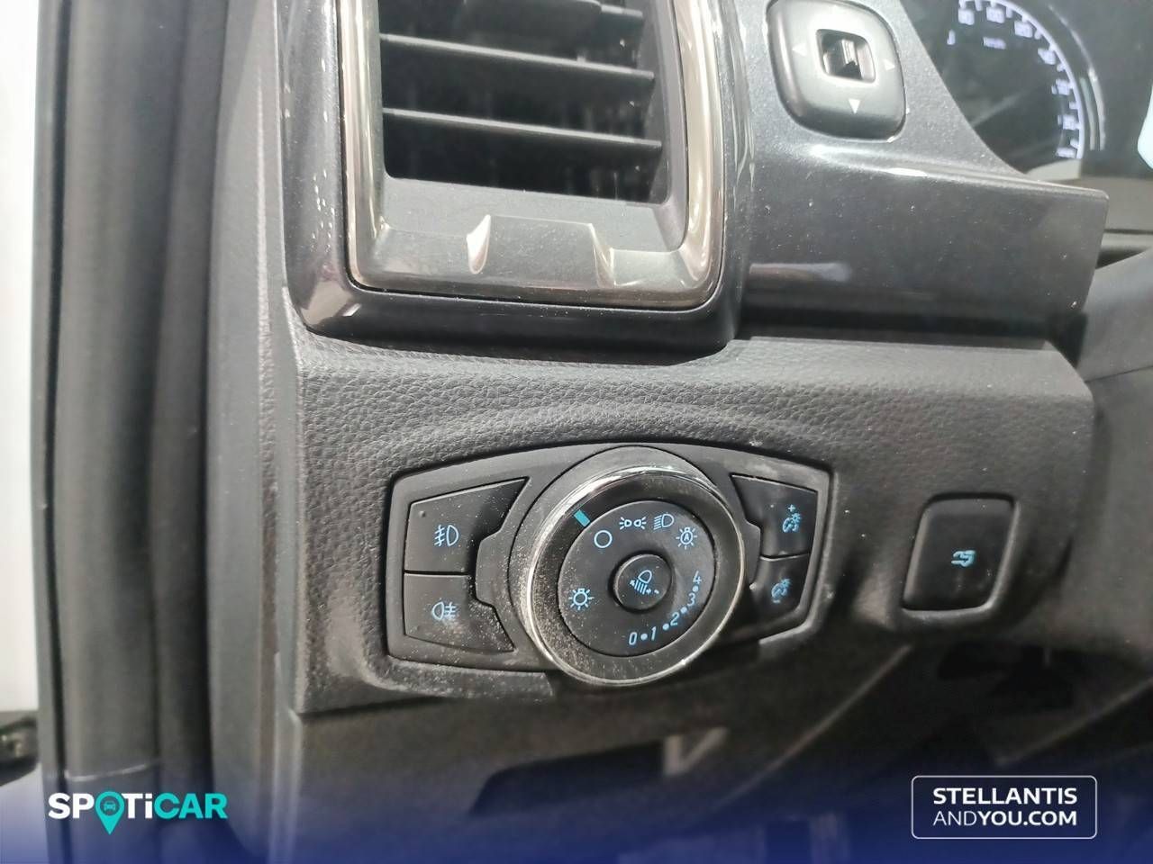 Ford Ranger  2.0 Ecobl 157kW 4x4 Dob Cab  AT Wildtrack - Foto 15