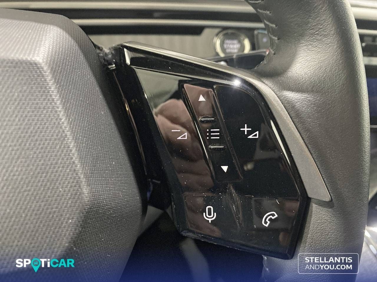 Peugeot 3008  1.2 100KW  eDCS6 Allure - Foto 24