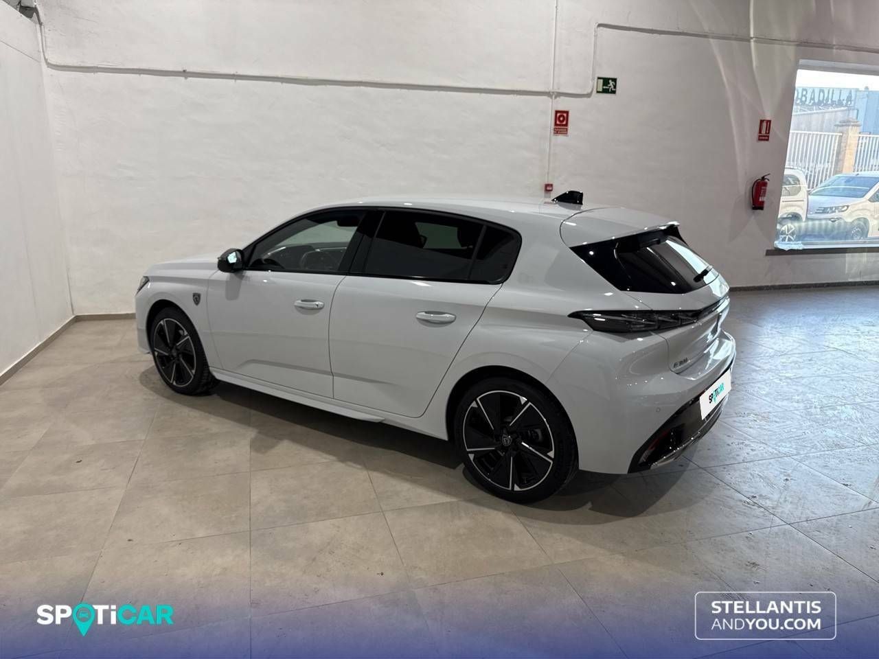 Peugeot 308  5P  Eléctrico 115kW (156CV) First Edition - Foto 8