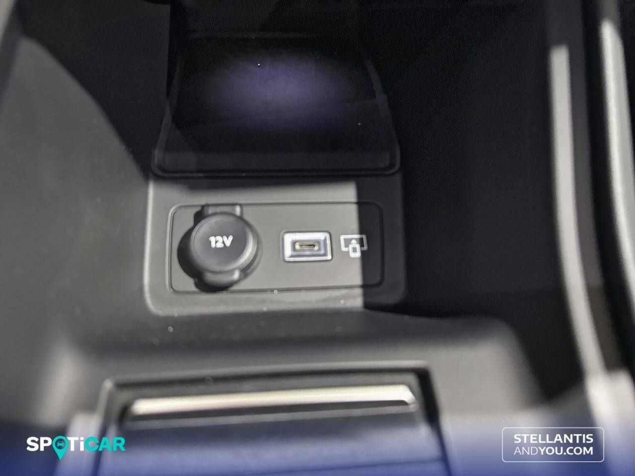 Peugeot 308  5P  Eléctrico 115kW (156CV) First Edition - Foto 21