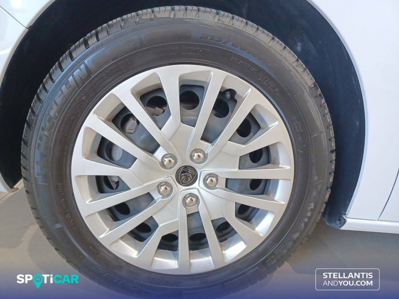 Peugeot Expert eExpert 3 eExpert Furgón 100kW Batería 75kWh Std - - Foto 12