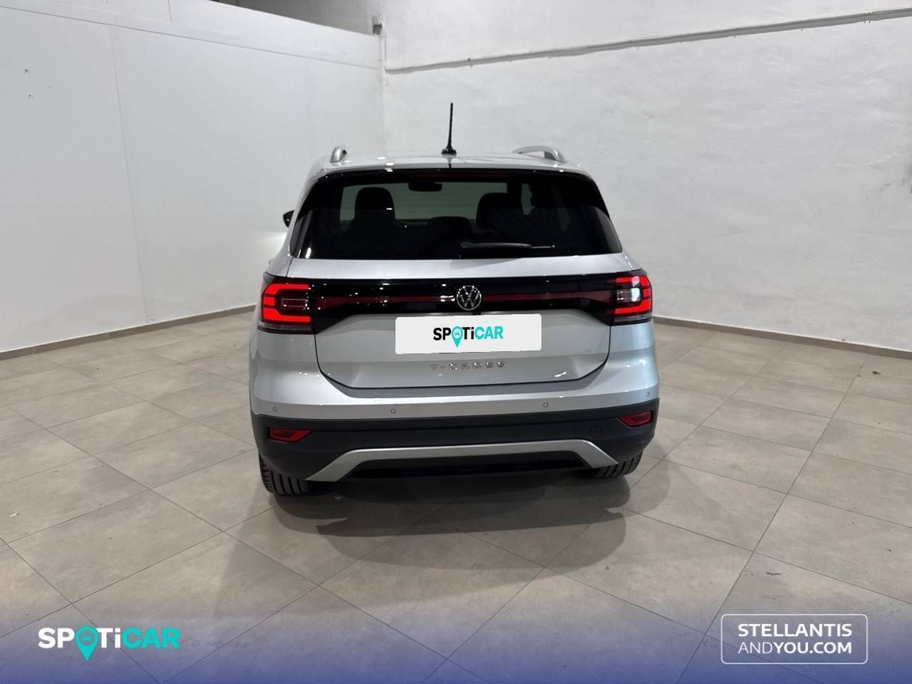 Volkswagen T-Cross   1.0 TSI 81kW (110CV) DSG Sport - Foto 6