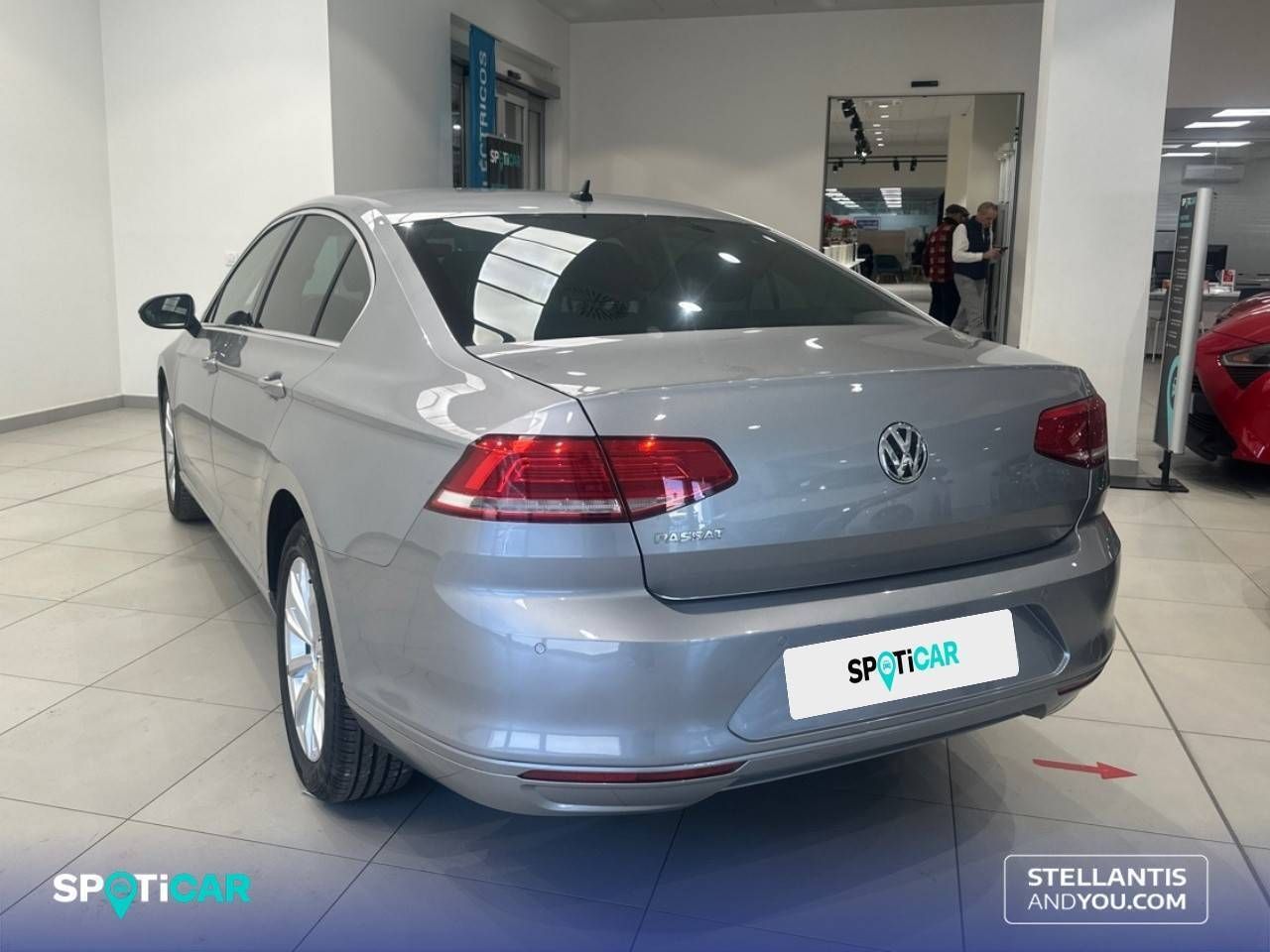 Volkswagen Passat   2.0 TDI 110kW (150CV) DSG Advance - Foto 8