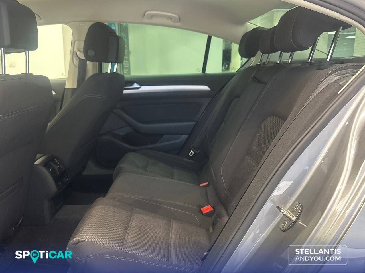 Volkswagen Passat   2.0 TDI 110kW (150CV) DSG Advance - Foto 11