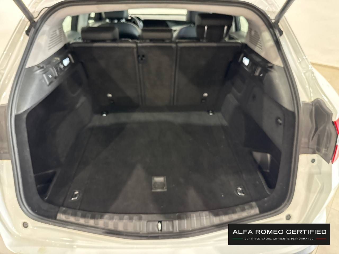 Alfa Romeo Stelvio  2.2 Diésel 140kW (190CV)  Q4 Sprint - Foto 7