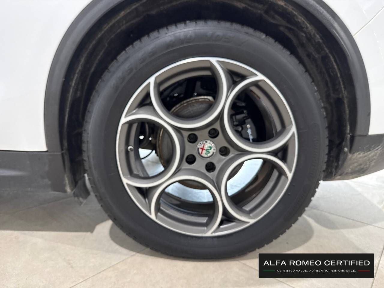 Alfa Romeo Stelvio  2.2 Diésel 140kW (190CV)  Q4 Sprint - Foto 12