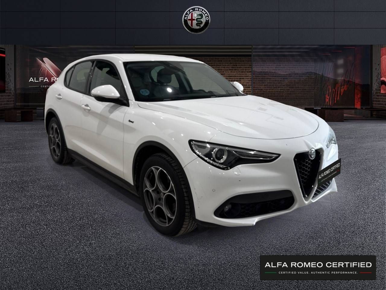 Alfa Romeo Stelvio  2.2 Diésel 140kW (190CV)  Q4 Sprint - Foto 4
