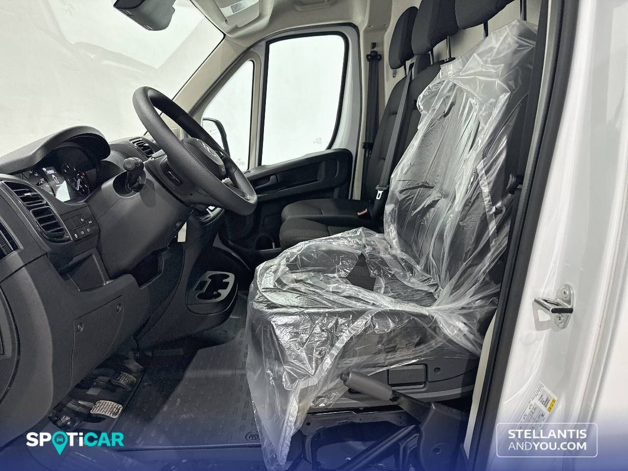 Citroën Jumper  3.5 L2 H2 BHDI 103kW (140CV) S&S 6 V. M - - Foto 10