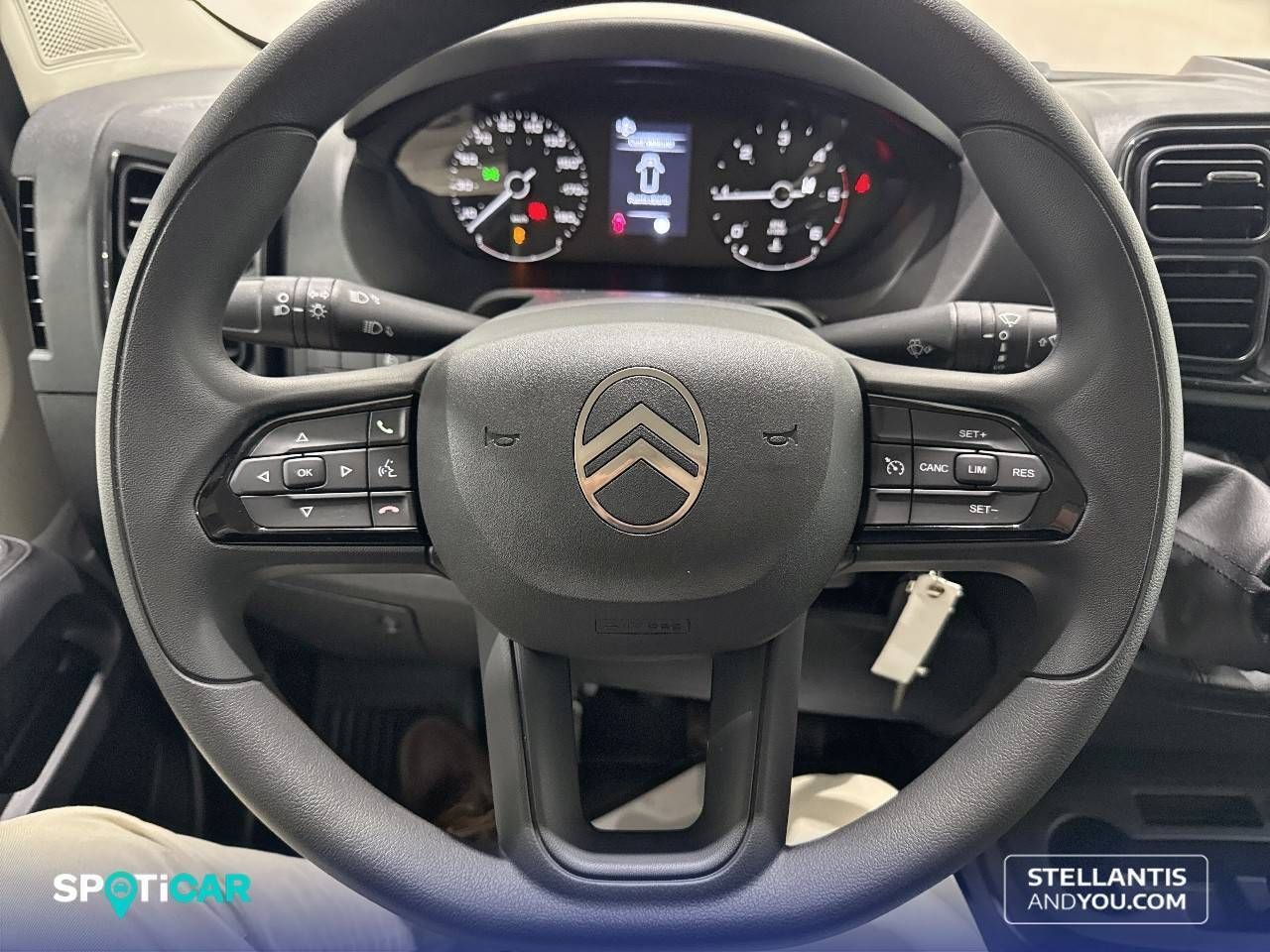 Citroën Jumper  3.5 L2 H2 BHDI 103kW (140CV) S&S 6 V. M - - Foto 17