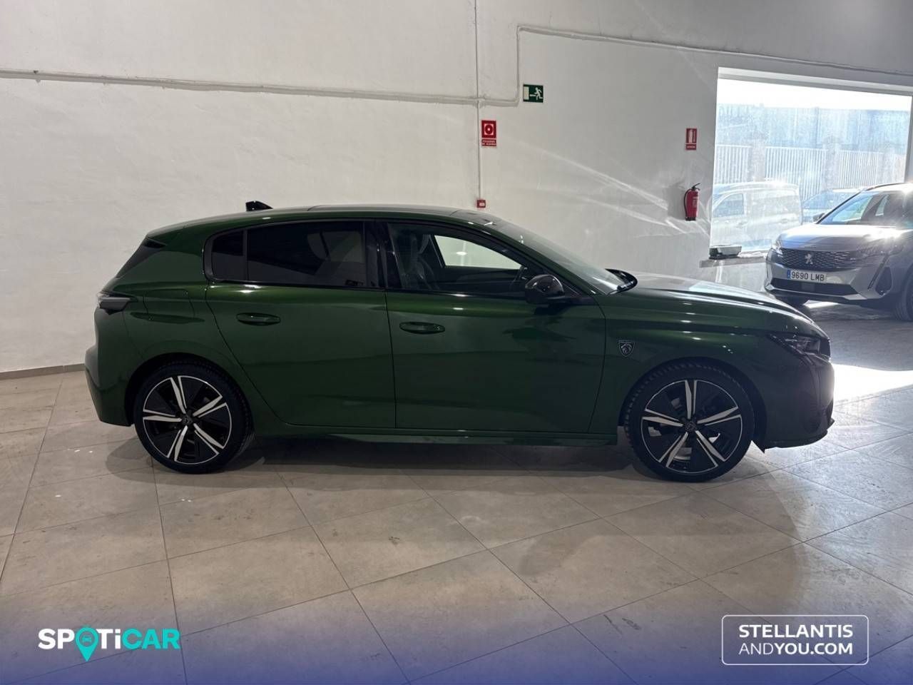 Peugeot 308  5P  PureTech 130 S&S EAT8 GT - Foto 5