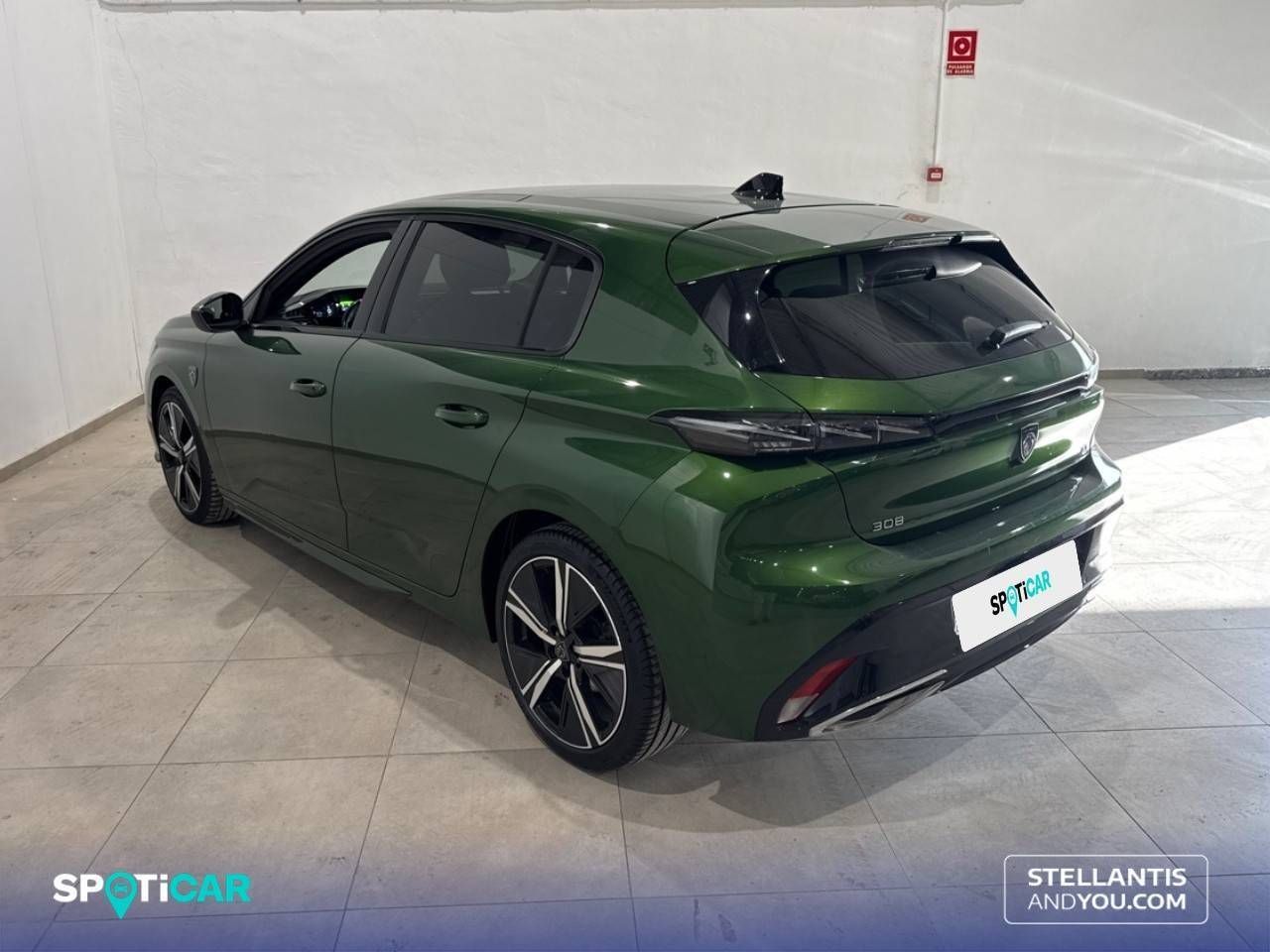 Peugeot 308  5P  PureTech 130 S&S EAT8 GT - Foto 8