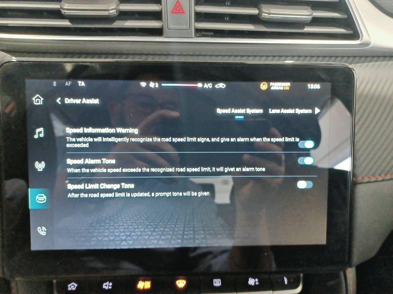 MG ZS  1.5 Comfort - Foto 20