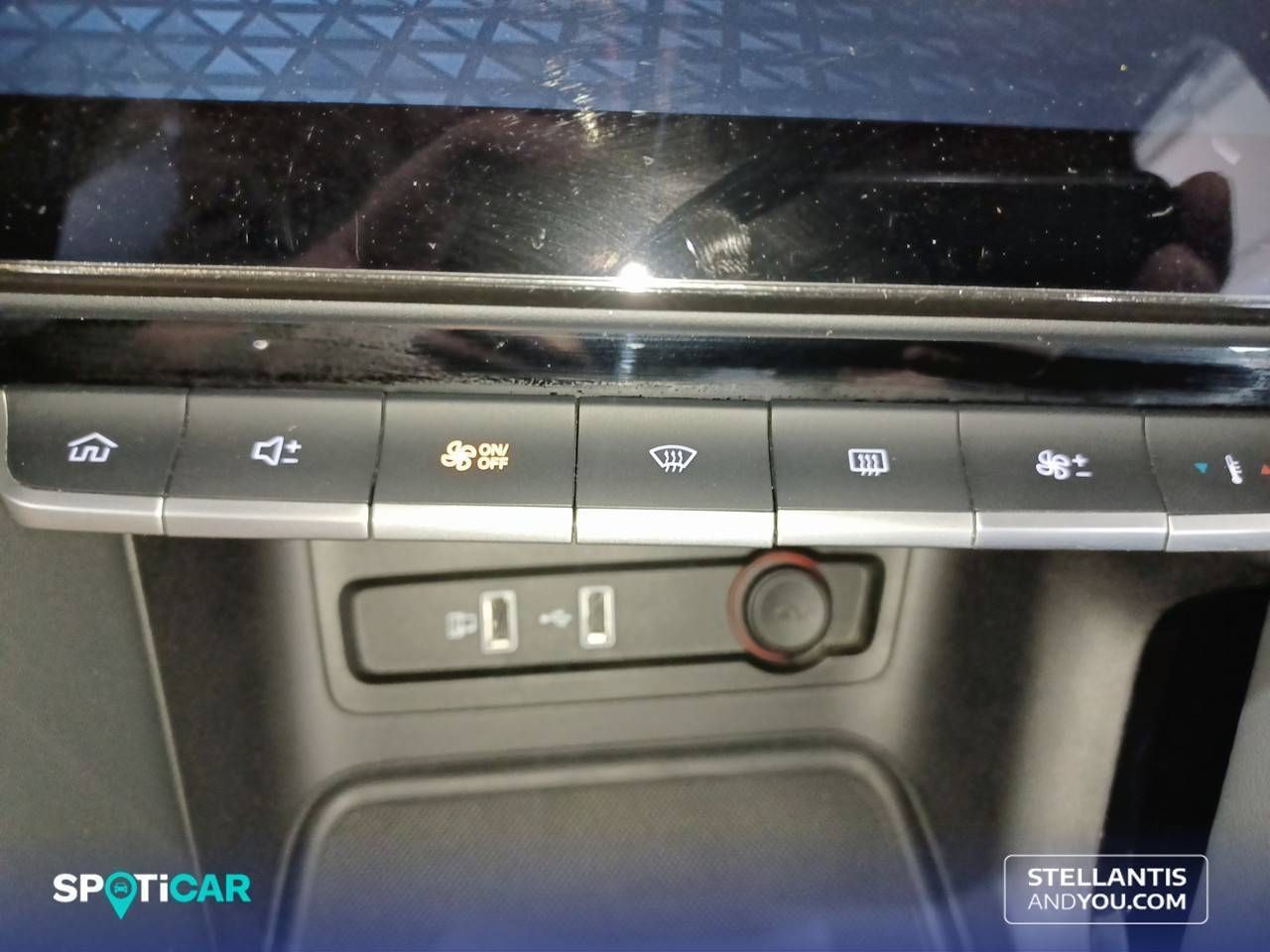 MG ZS  1.5 Comfort - Foto 24