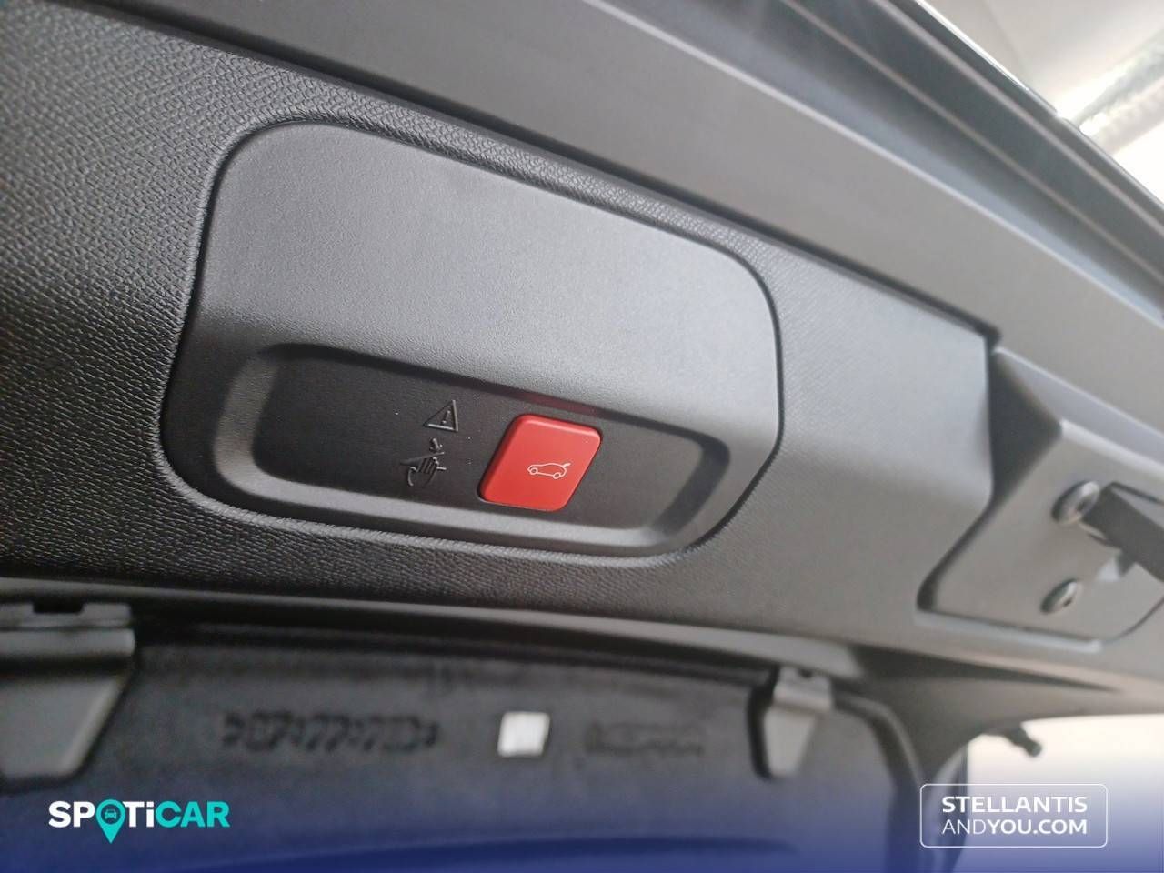 Peugeot 408  408  HYBRID eDCS6 GT - Foto 13