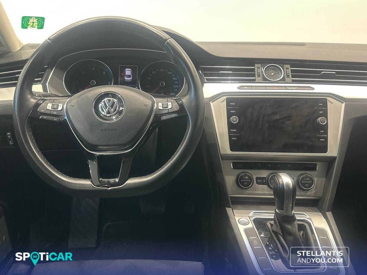 Volkswagen Passat   2.0 TDI 110kW (150CV) DSG Advance - Foto 9