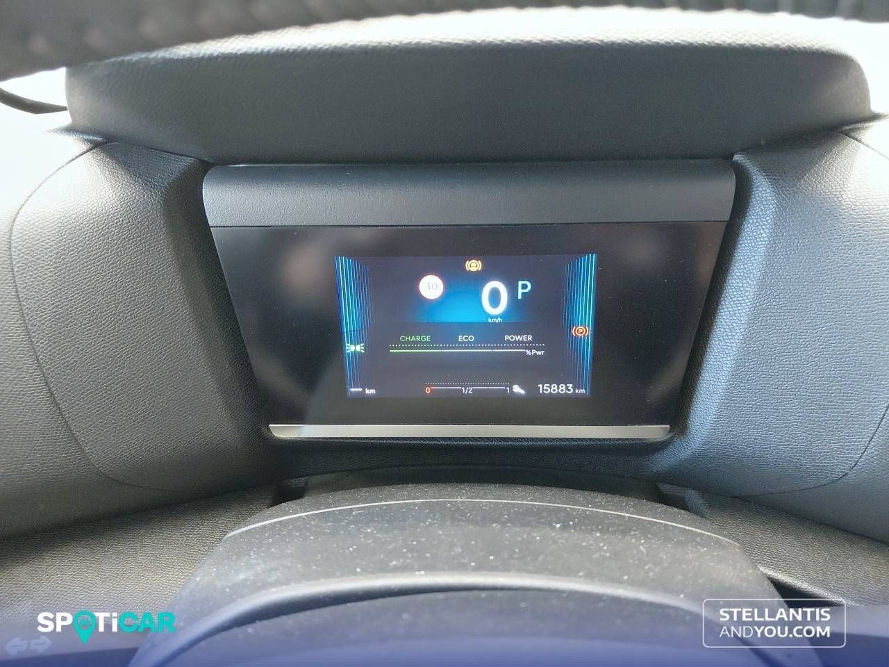 Citroën C4  Hybrid 145 ë-DCS6 Plus - Foto 18